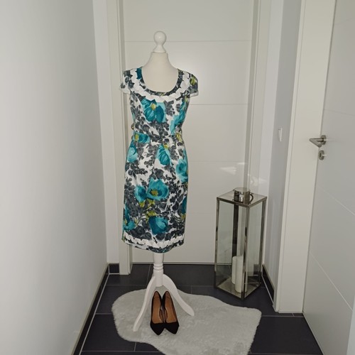 Neu etuikleid modern - etuikleid,